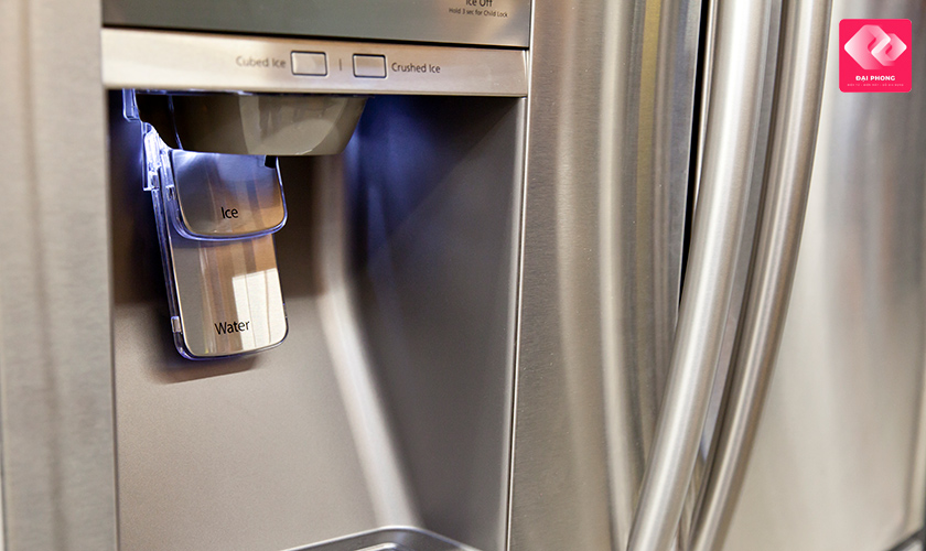 Dấu hiệu nhận biết tình trạng tủ lạnh không tự động bơm nước làm đá