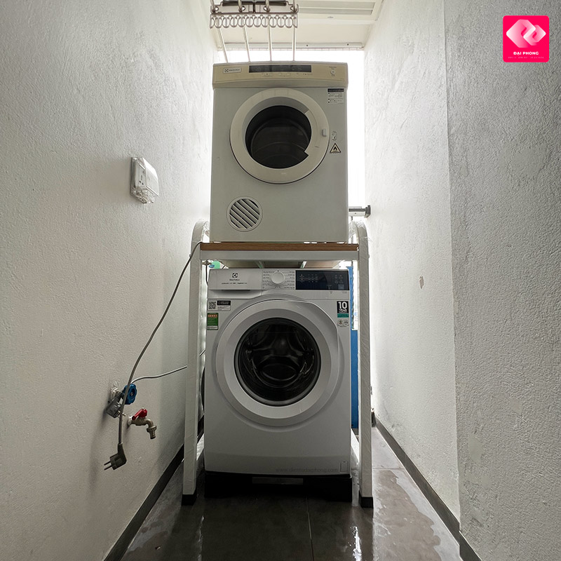 Thiết kế kích thước chuẩn, phù hợp cho nhiều dòng máy giặt và máy sấy